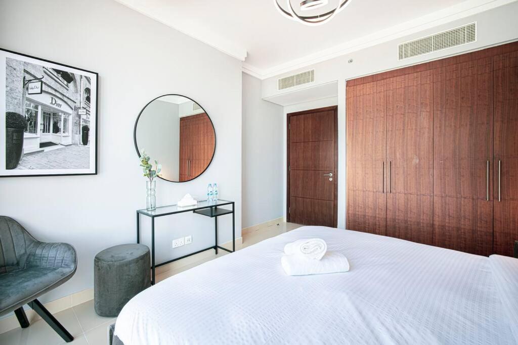 Magnificent Brand New Lux 3Br Burj & Fountain View Apartment Dubai Exterior photo